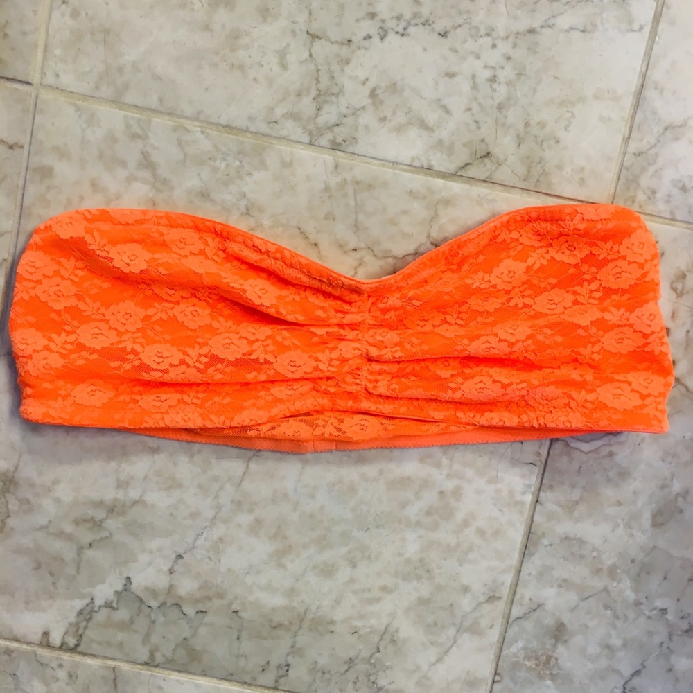 SOLD!💖 VS PINK Bandeau Tops! - Picture 3 of 8